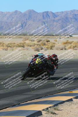 media/Jan-10-2025-CVMA Friday Practice (Fri) [[489e0da257]]/Group 4 and Trackday/Session 2 (Turn 4 Inside)/